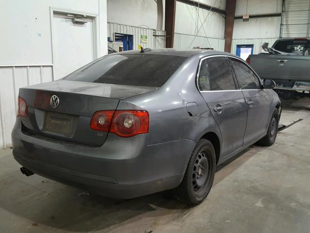 3VWRG71K15M636973 - 2005 VOLKSWAGEN NEW JETTA GRAY photo 4