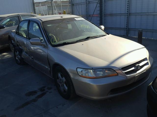 1HGCG1650YA076746 - 2000 HONDA ACCORD EX GOLD photo 1