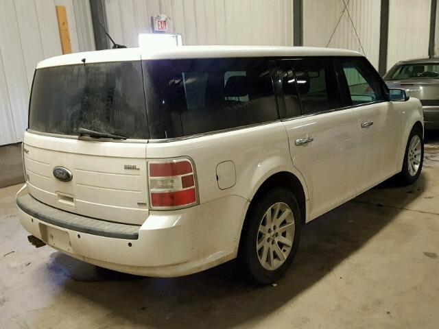 2FMEK62C59BA03882 - 2009 FORD FLEX SEL أبيض صورة 4