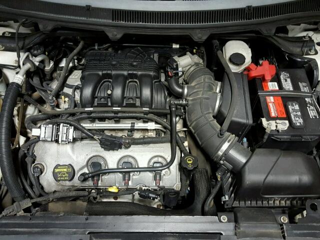 2FMEK62C59BA03882 - 2009 FORD FLEX SEL أبيض صورة 7