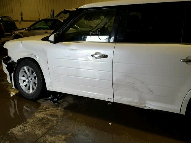 2FMEK62C59BA03882 - 2009 FORD FLEX SEL أبيض صورة 9