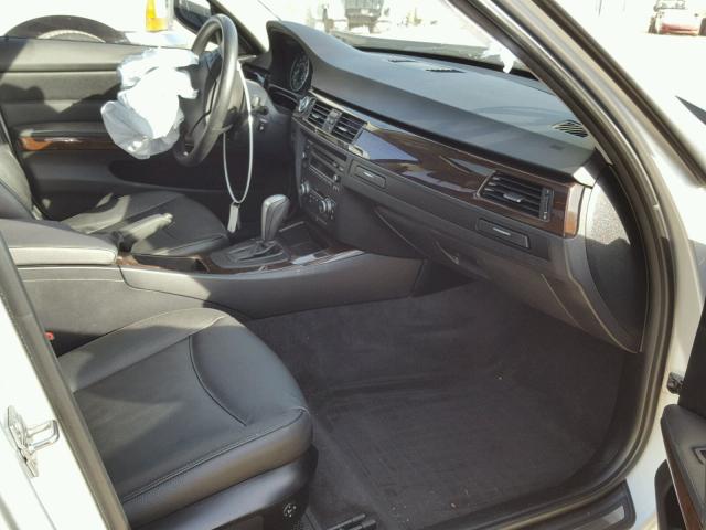 WBAPK7C58BF087779 - 2011 BMW 328 XI SILVER photo 5
