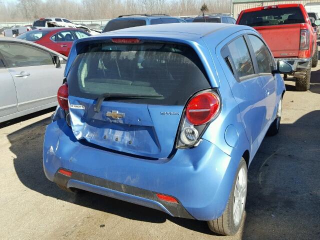 KL8CD6S91FC776069 - 2015 CHEVROLET SPARK 1LT Синий фото 9