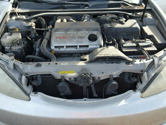 4T1BF30K04U584260 - 2004 TOYOTA CAMRY LE SILVER photo 7