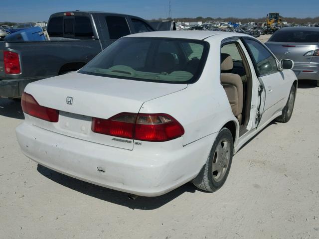 1HGCG5557YA037807 - 2000 HONDA ACCORD EX WHITE photo 4