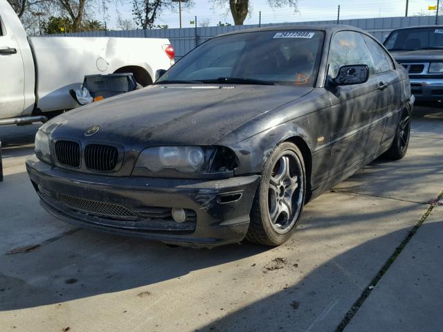 WBABN53412JU26182 - 2002 BMW 330 CI BLACK photo 2