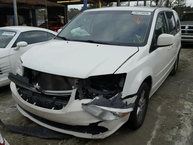 2C4RDGCG3CR404482 - 2012 DODGE GRAND CARA WHITE photo 2