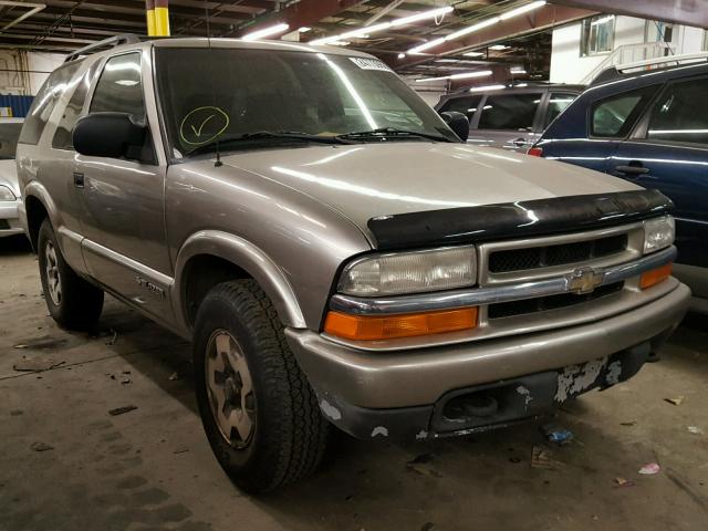 1GNCT18W42K155328 - 2002 CHEVROLET BLAZER GOLD photo 1