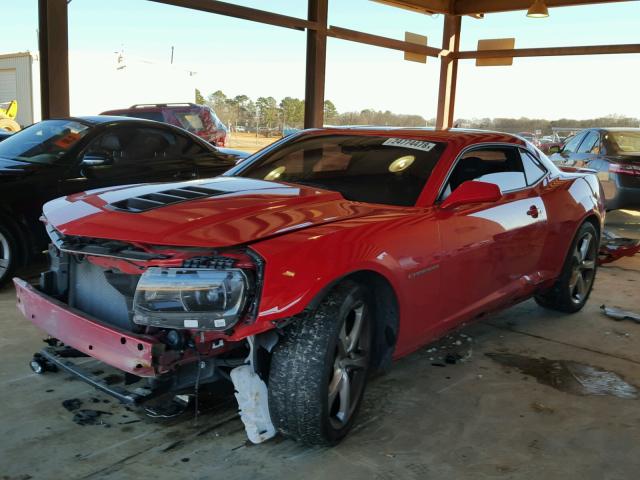 2G1FH1EJ8F9231343 - 2015 CHEVROLET CAMARO SS RED photo 2