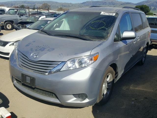 5TDKZ3DC4HS777682 - 2017 TOYOTA SIENNA LE SILVER photo 2