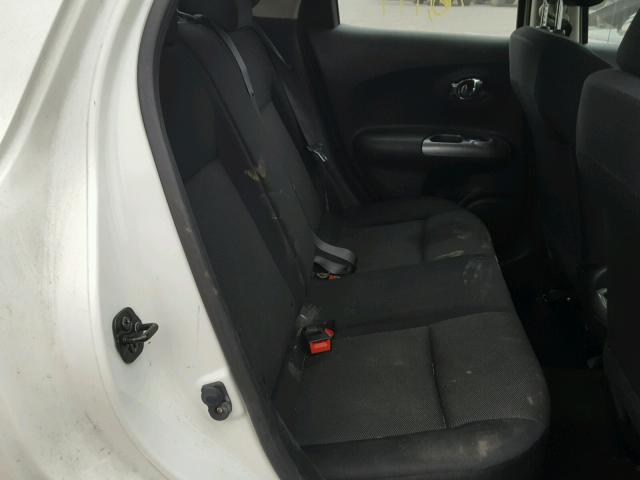 JN8AF5MR0DT206968 - 2013 NISSAN JUKE S WHITE photo 6