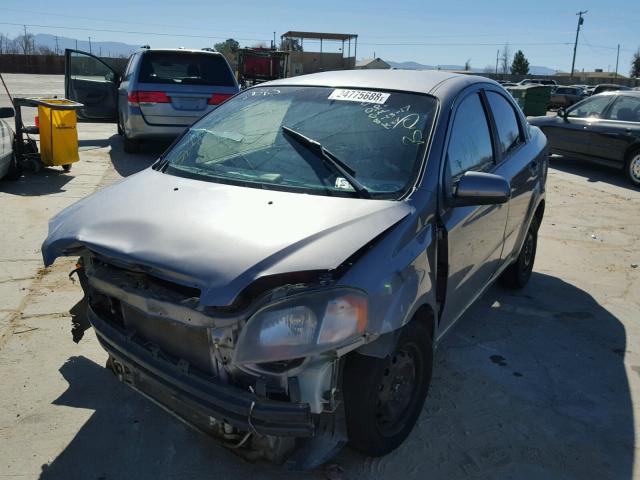 KL1TD56E39B391705 - 2009 CHEVROLET AVEO LS GRAY photo 2