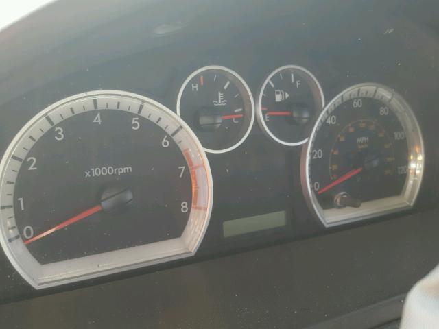 KL1TD56E39B391705 - 2009 CHEVROLET AVEO LS GRAY photo 8