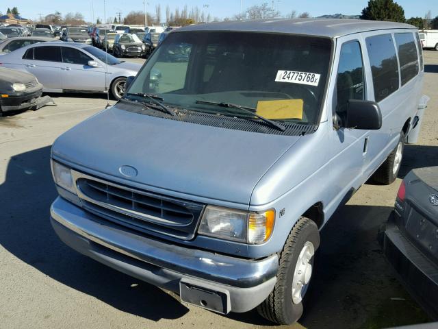 1FBSS31L1XHB68503 - 1999 FORD ECONOLINE BLUE photo 2