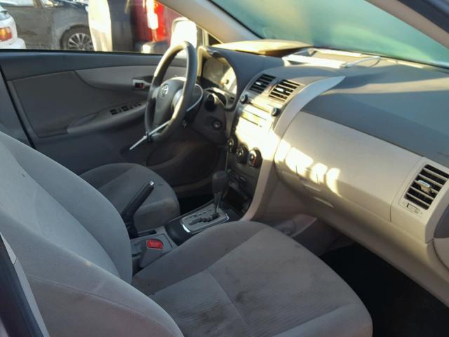 2T1BU4EE1AC519316 - 2010 TOYOTA COROLLA LE 银色 照片 5