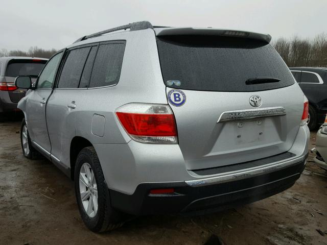 5TDZA3EH8CS023290 - 2012 TOYOTA HIGHLANDER SILVER photo 3