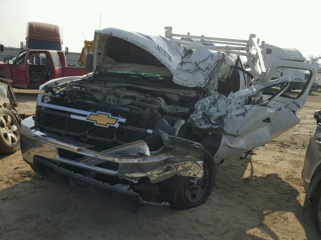 1GC1KVCG7EF181297 - 2014 CHEVROLET SILVERADO WHITE photo 2