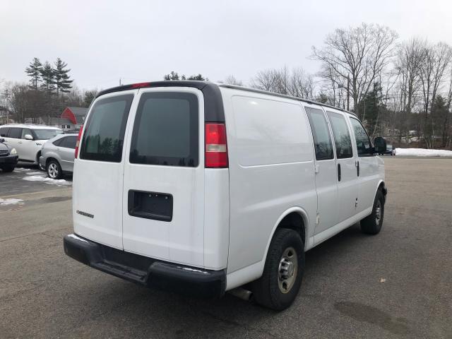 1GCZGFBA2A1158203 - 2010 CHEVROLET EXPRESS G2 WHITE photo 3