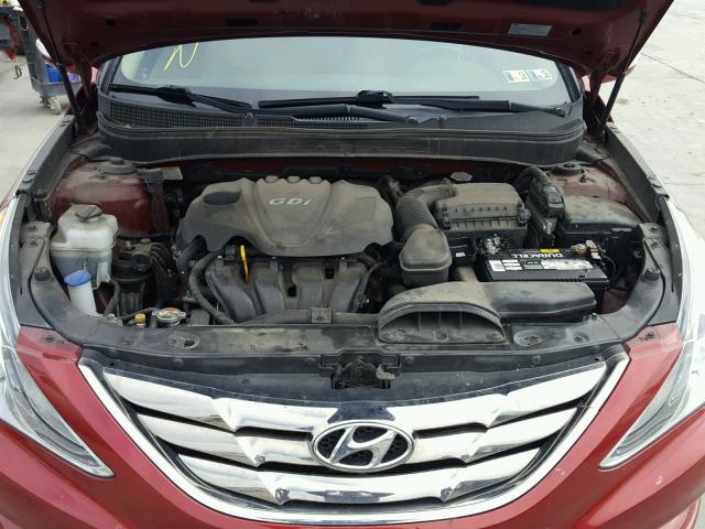 5NPEC4ACXDH574515 - 2013 HYUNDAI SONATA SE RED photo 7