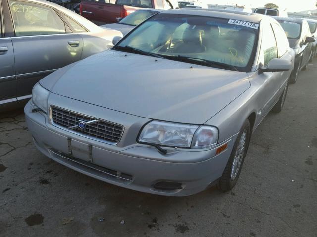 YV1TS92D641337679 - 2004 VOLVO S80 SILVER photo 2