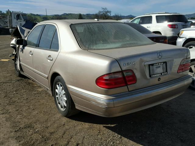 WDBJF65J91B304360 - 2001 MERCEDES-BENZ E 320 GOLD photo 3