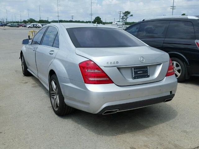 WDDNG7DB2DA505825 - 2013 MERCEDES-BENZ S 550 SILVER photo 3