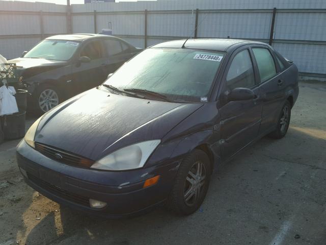 1FAFP34391W343325 - 2001 FORD FOCUS SE BLUE photo 2