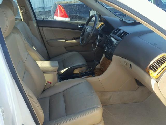 1HGCM66535A004358 - 2005 HONDA ACCORD EX WHITE photo 5