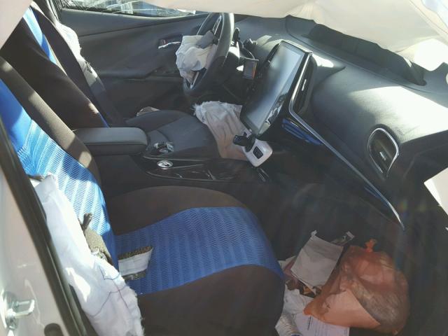 JTDKARFP7H3058695 - 2017 TOYOTA PRIUS PRIM 白色 照片 5