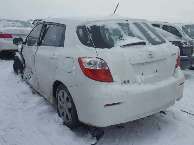 2T1KU4EE8BC654388 - 2011 TOYOTA COROLLA MA WHITE photo 3