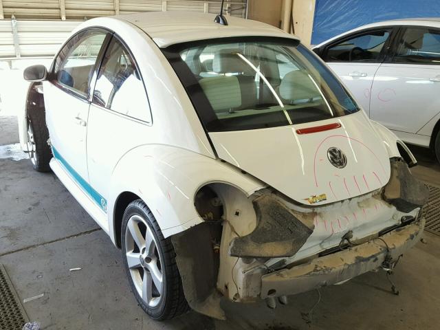 3VWFG31C78M519326 - 2008 VOLKSWAGEN NEW BEETLE 白色 照片 3