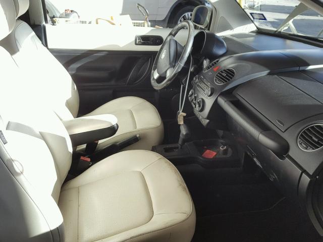 3VWFG31C78M519326 - 2008 VOLKSWAGEN NEW BEETLE 白色 照片 5