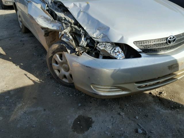 4T1BE30K93U768050 - 2003 TOYOTA CAMRY LE SILVER photo 9