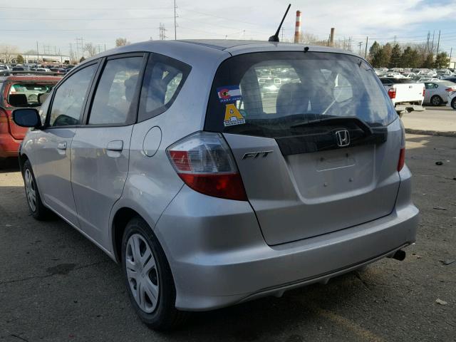 JHMGE8H33BS003039 - 2011 HONDA FIT SILVER photo 3