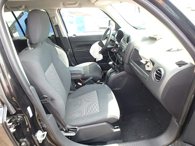 1J4NT1GA2AD625392 - 2010 JEEP PATRIOT SP BLACK photo 5