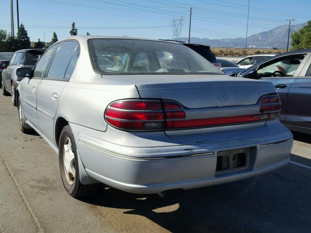 1G3NG52M1V6312265 - 1997 OLDSMOBILE CUTLASS GL SILVER photo 3