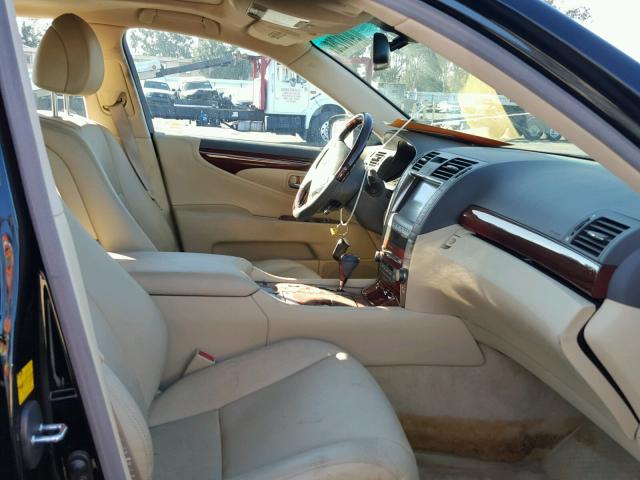 JTHGL46F385032818 - 2008 LEXUS LS 460L BLACK photo 5