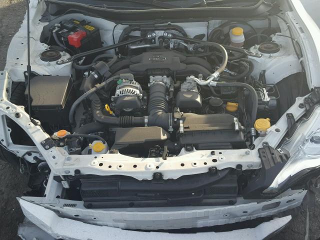 JF1ZNAA1XF8702445 - 2015 TOYOTA SCION FR-S თეთრი ფოტო 7