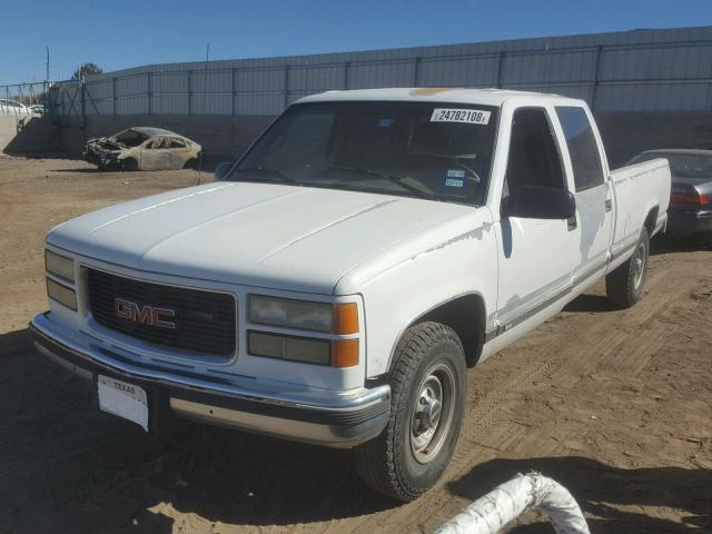 1GTGC33J5VF041515 - 1997 GMC SIERRA C35 WHITE photo 2