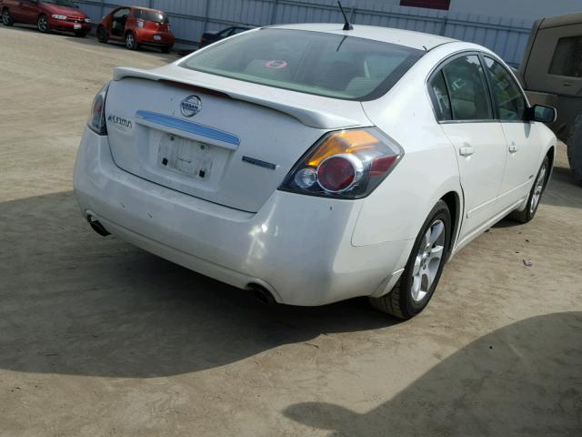 1N4CL21E57C217178 - 2007 NISSAN ALTIMA HYB WHITE photo 4