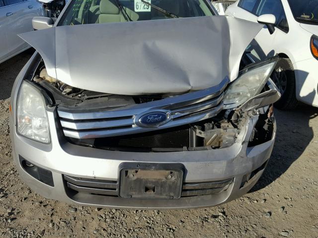 3FAHP07108R244780 - 2008 FORD FUSION SE SILVER photo 7