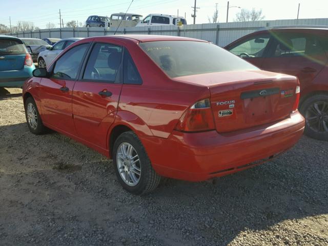 1FAFP34N07W270582 - 2007 FORD FOCUS ZX4 RED photo 3