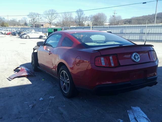 1ZVBP8AN9A5133211 - 2010 FORD MUSTANG RED photo 3