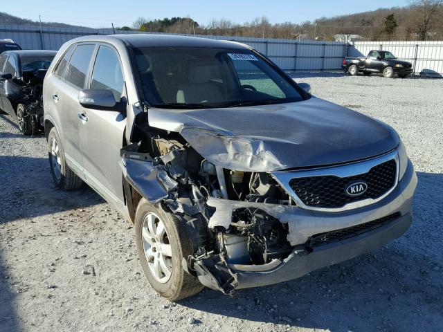 5XYKT3A17BG084324 - 2011 KIA SORENTO BA SILVER photo 1