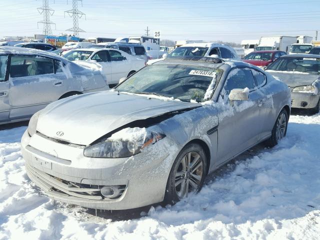 KMHHM66D78U295859 - 2008 HYUNDAI TIBURON GS SILVER photo 2