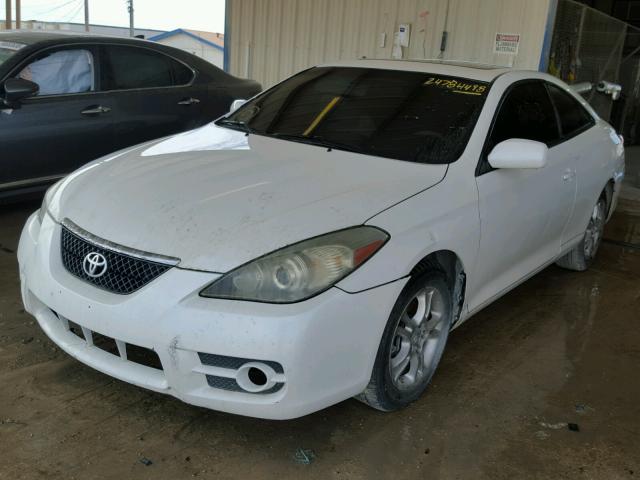 4T1CE30P77U757330 - 2007 TOYOTA CAMRY SOLA WHITE photo 2