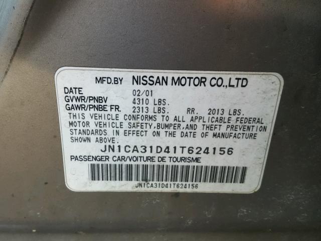 JN1CA31D41T624156 - 2001 NISSAN MAXIMA GXE SILVER photo 10