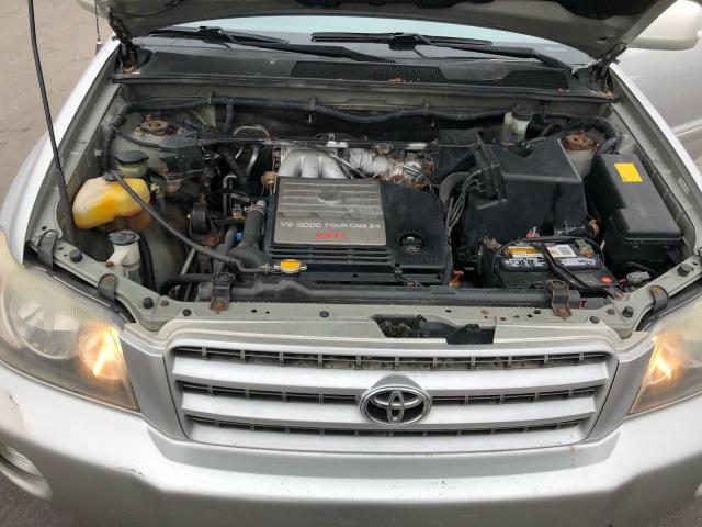 JTEHF21A620093402 - 2002 TOYOTA HIGHLANDER GRAY photo 9