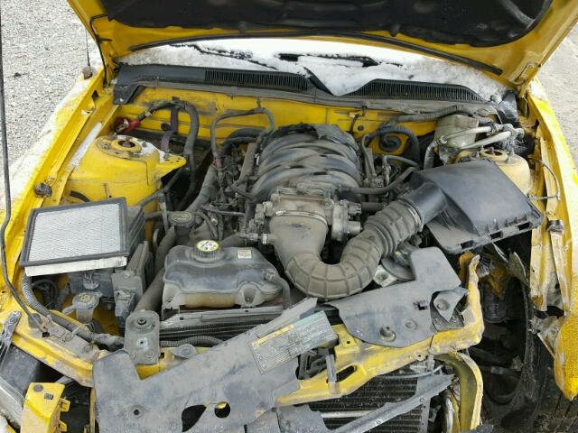 1ZVFT82H065134860 - 2006 FORD MUSTANG YELLOW photo 7
