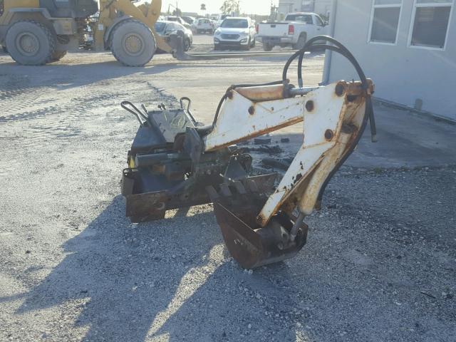 195602720 - 2000 BOBCAT ESCAVATOR WHITE photo 1